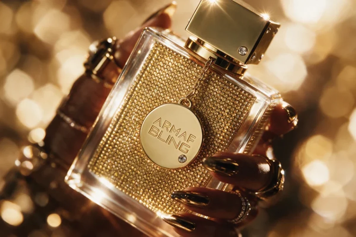 В Club de Nuit Bling Gold Edition ARMAF сменила огонь на золото